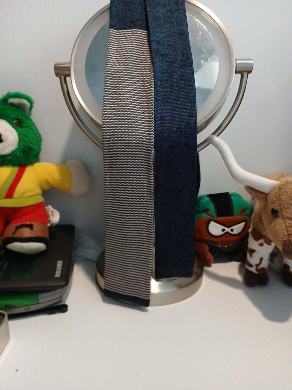 Crosby & Howard Blue and Gray Knitted Silk Necktie Made in Italy